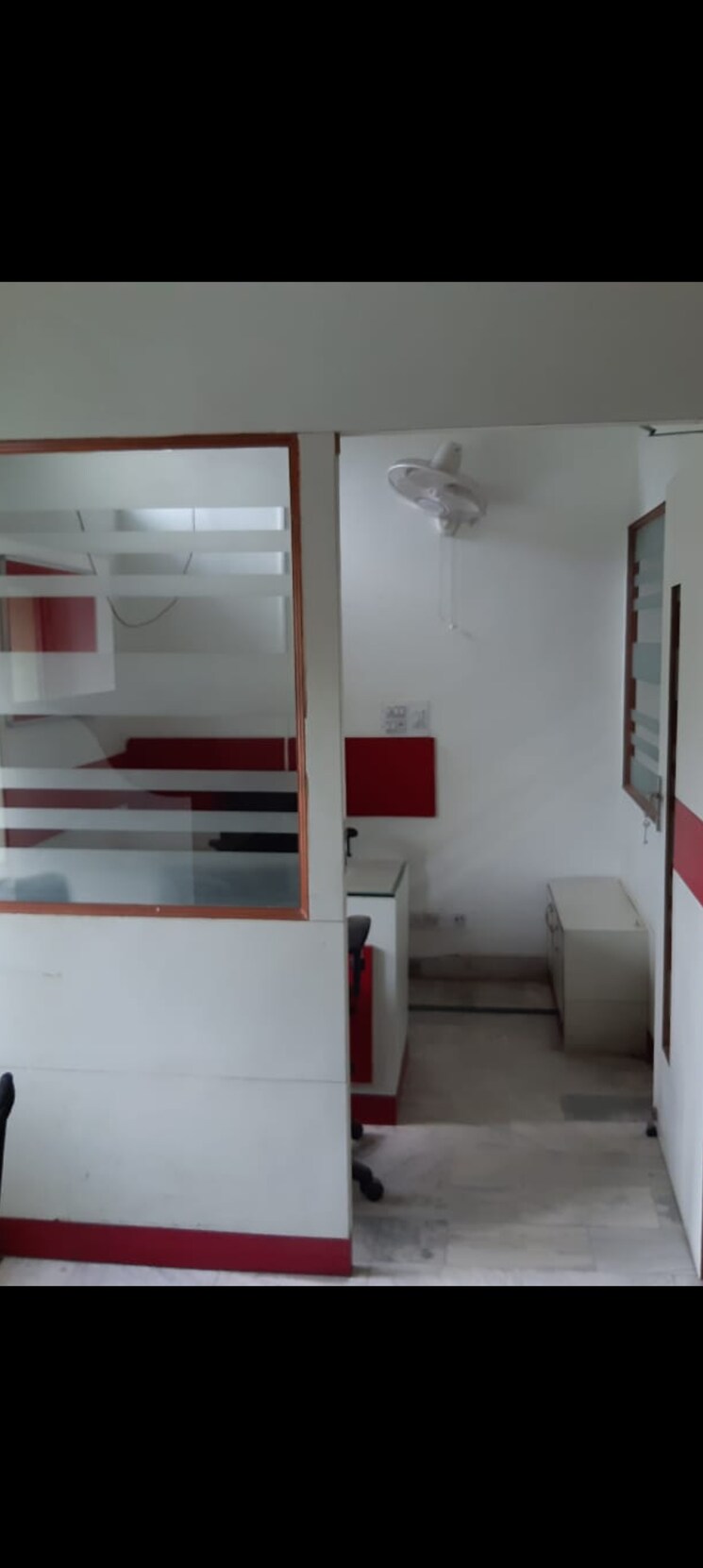 Bathroom, sector 19 Commercial Office Space 1000 Sq.Ft. In Sector 19 Chandigarh 8970285