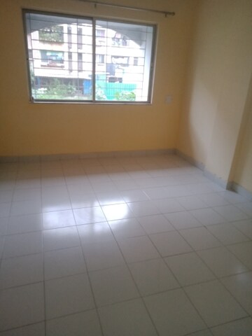 Room in 2 BHK Apartment at Kumar Parag, Wanowrie – for Rent