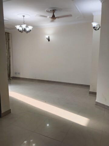 Room in 2 BHK Builder Floor at Sector 56 – for Rent