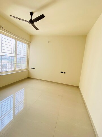 Room in 3 BHK Apartment at Pharande Puneville, Punawale – for Rent