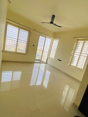 Room in 3 BHK Apartment at Pharande Puneville, Punawale – for Rent