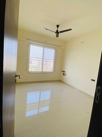Room in 3 BHK Apartment at Pharande Puneville, Punawale – for Rent
