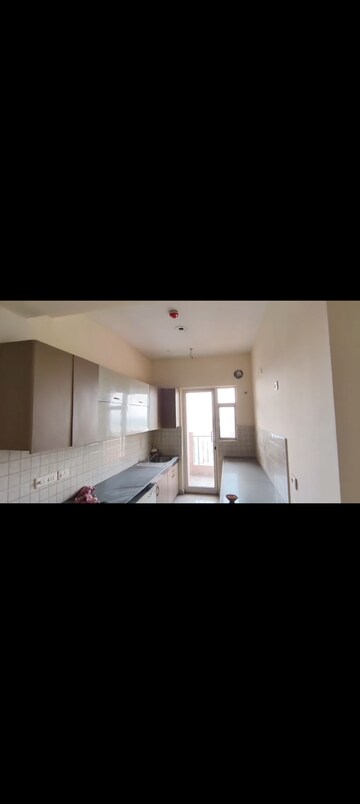 Bedroom in 3 BHK Apartment at Landcraft Golf Links, Pandav Nagar – for Sale
