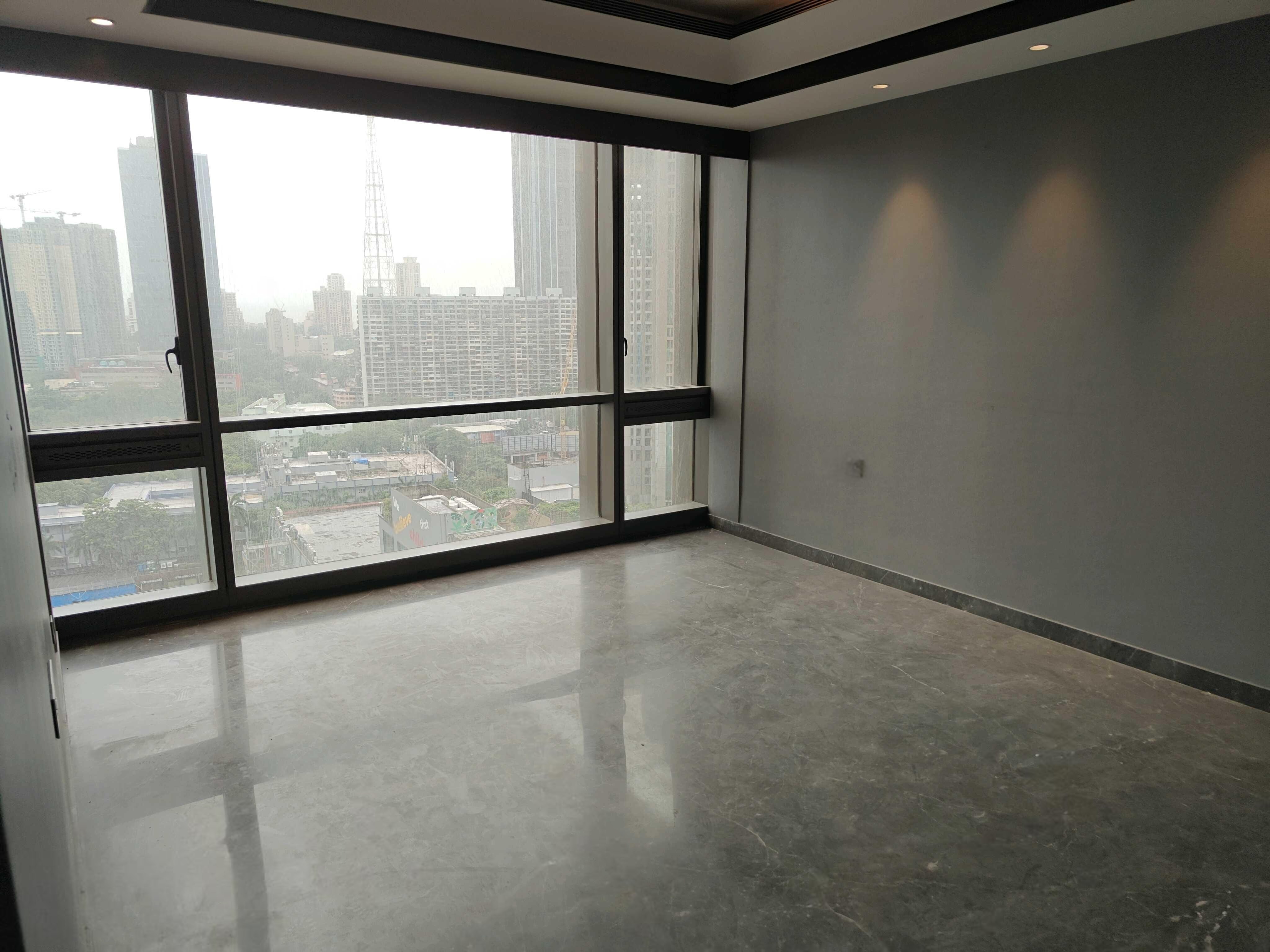 3 BHK + Servant Room,Study Room Apartment For Sale in Lodha Trump Tower