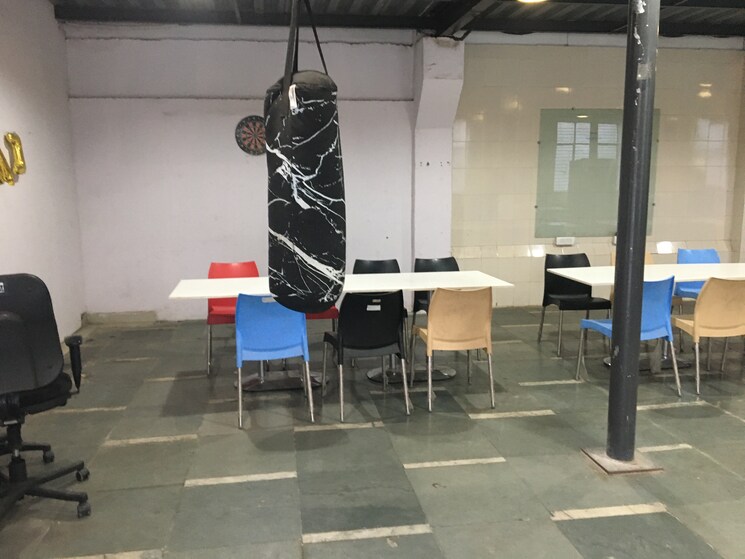 Gym, sector 63 Commercial Office Space 4500 Sq.Ft. In Sector 63 Noida 8970310
