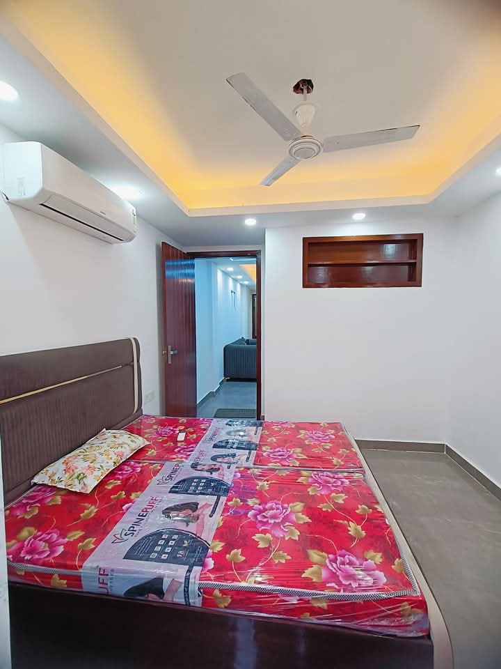 2 BHK Apartment For Rent in Saket