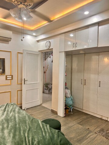 Living Room in 4 BHK Apartment at Gaur City 1st Avenue, Sector 4 Greater Noida – for Rent
