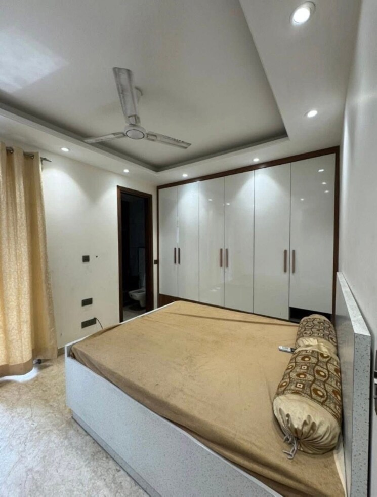 Bedroom, freedom fighters enclave 1 Bedroom 400 Sq.Ft. Apartment In Freedom Fighters Enclave Delhi 8970342