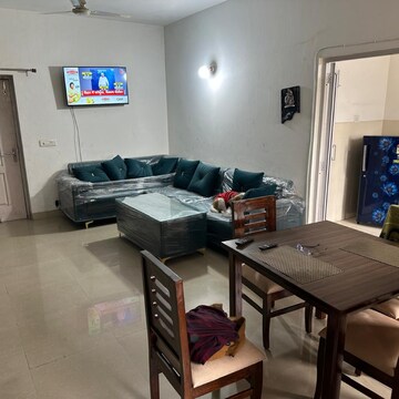 Team Area in  Pg at Vineet Khand – for Rent