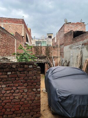  Plot For Sale in Jiwan Colony