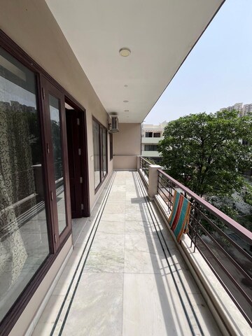 Balcony in 4 BHK Builder Floor at Builder Floor, Sector 28 – for Rent