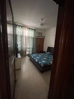 3 BHK 240 Sq.Yd. Builder Floor in South City 1