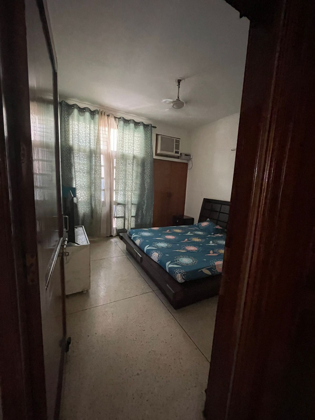 3 BHK Builder Floor For Rent in South City 1