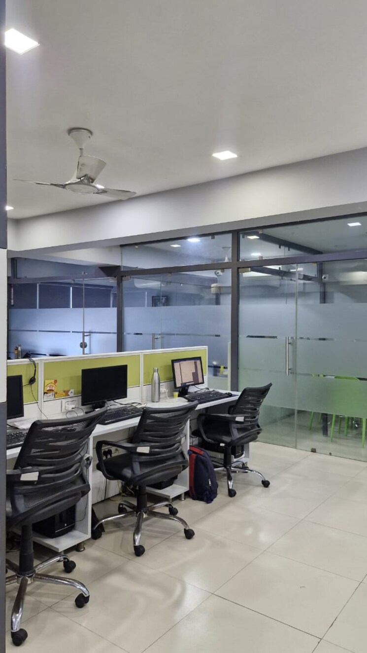 Team Area, shivalik-satyamev Commercial Office Space 1662 Sq.Ft. In Bopal Ahmedabad 8970422