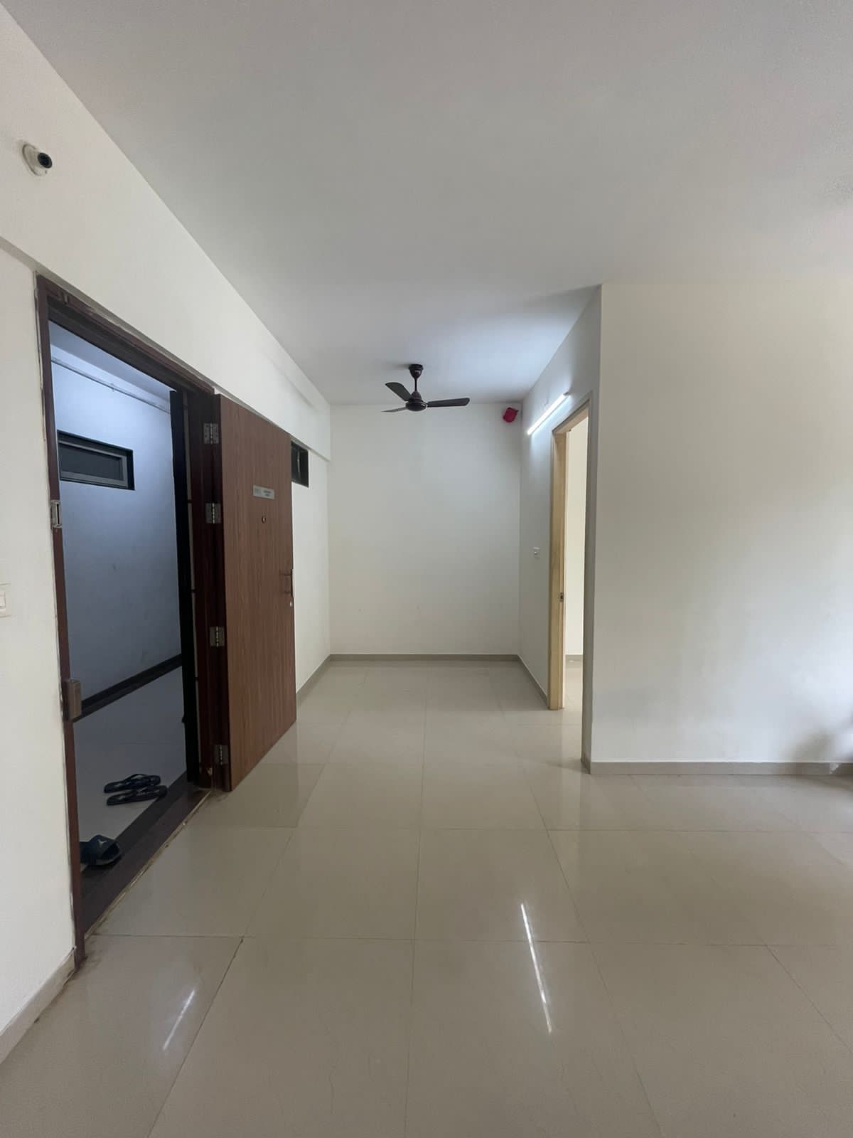 1 BHK Apartment For Rent in Shreeniwas Tower