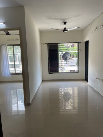 Room in 1 BHK Apartment at Alliance Fortuna Blue, Lower Parel – for Rent