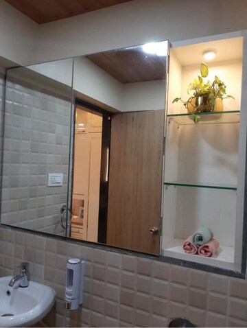 Room in 3 BHK Apartment at Ashwamedh Ashwa Platinum, Mulund West – for Sale