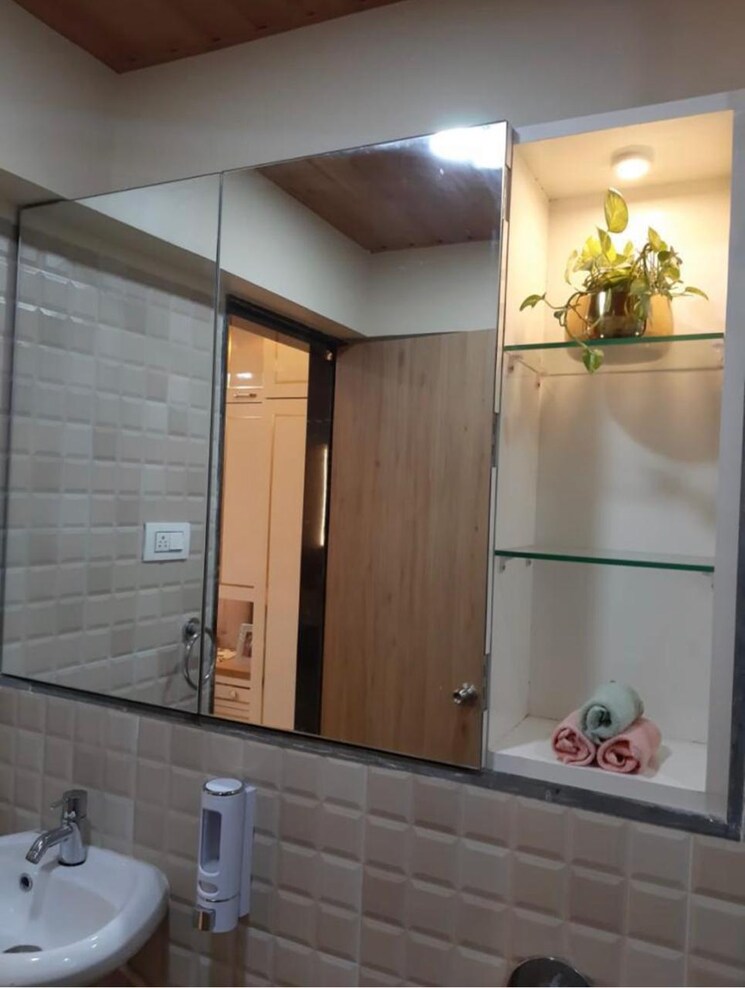 Room, mulund west 3 Bedroom 950 Sq.Ft. Apartment In Mulund West Mumbai 8970431
