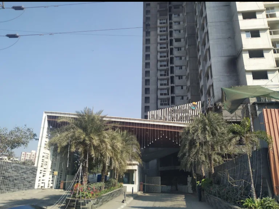 2 BHK Apartment For Sale in Omkar Signet