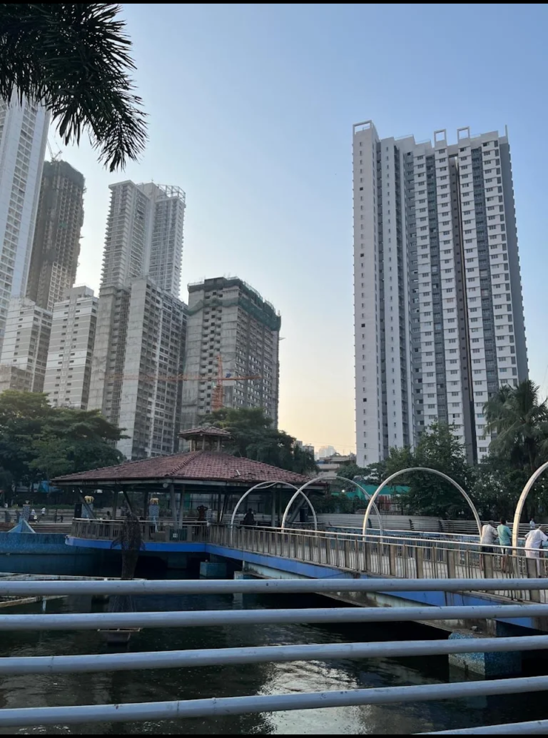 2 BHK Apartment For Sale in Omkar Signet