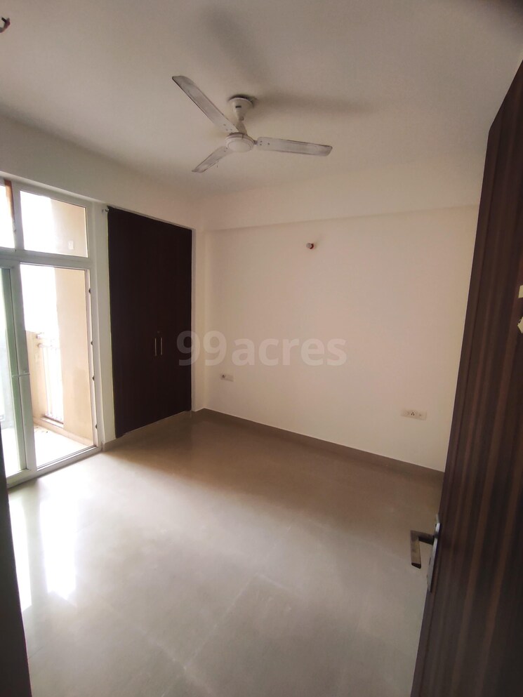 Room, ats-happy-trails 3 Bedroom 1385 Sq.Ft. Apartment In Sector 10 Greater Noida Greater Noida 8970472