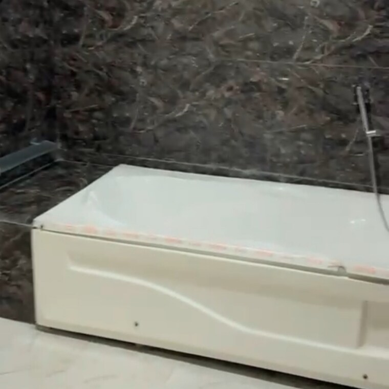 Bathroom, bptp-district-3 4 Bedroom 302 Sq.Yd. Builder Floor In Sector 85 Faridabad 8970499