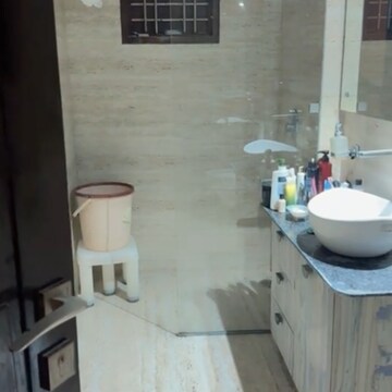 Bathroom in 4 BHK Builder Floor at BPTP District 3, Sector 85 – for Sale
