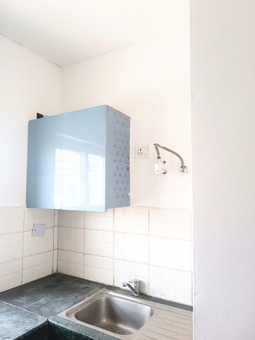 Master Bedroom in 4 BHK Builder Floor at BPTP Parkland, Sector 75 – for Rent