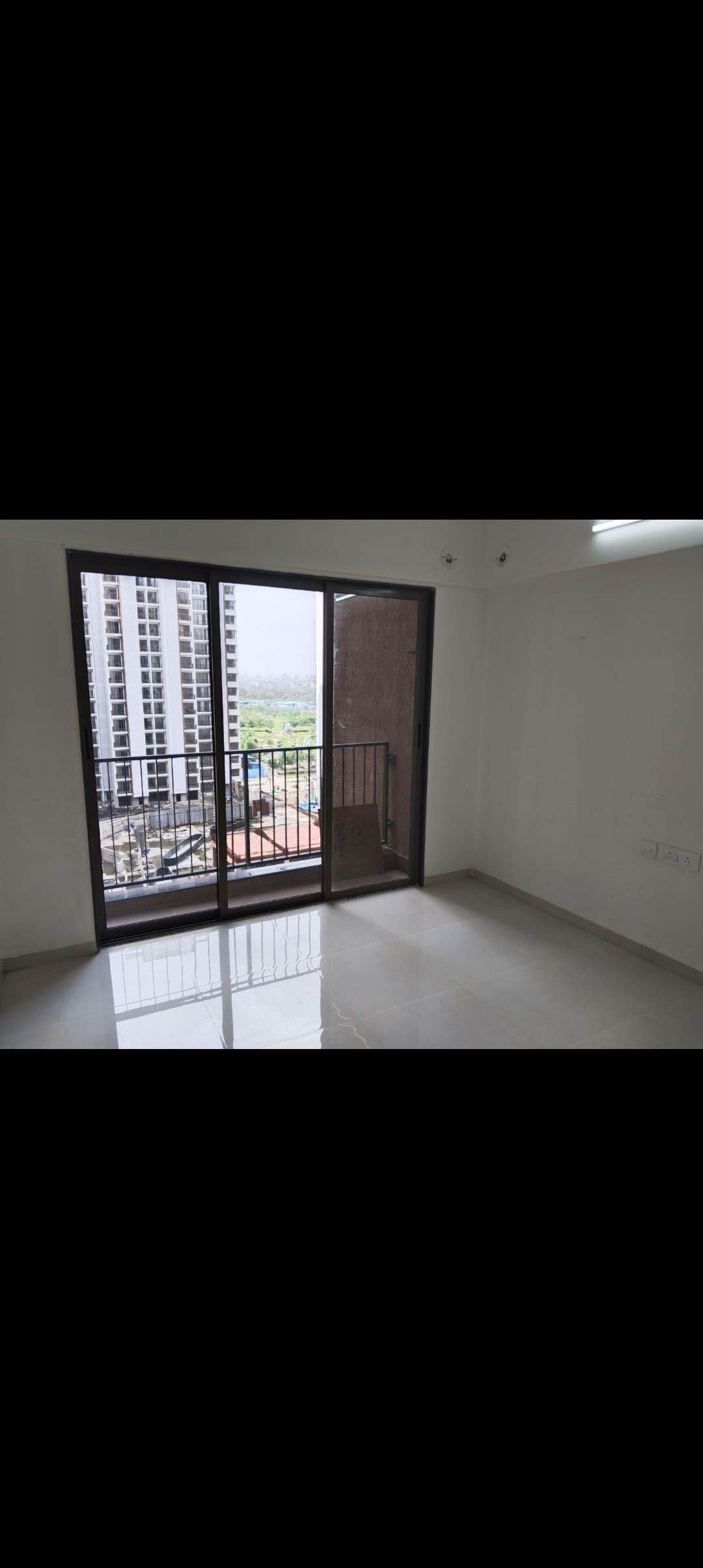 1.5 BHK + Study Room Apartment For Rent in Runwal Mycity Phase 2 Clu