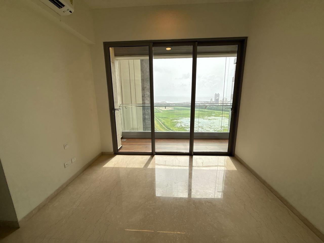 3 BHK + Servant Room,Study Room Apartment For Sale in Piramal Mahalaxmi