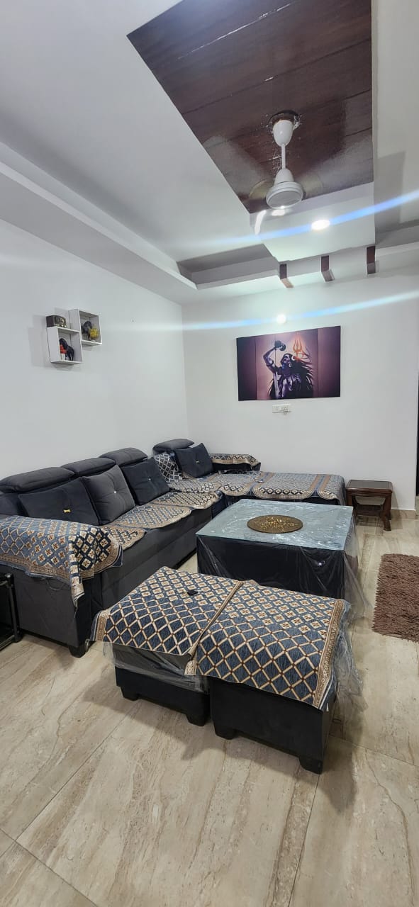 2 BHK + Extra Room Builder Floor For Rent in Saket