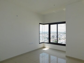 Room in 2.5 BHK Apartment at Krishna Nagar – for Sale