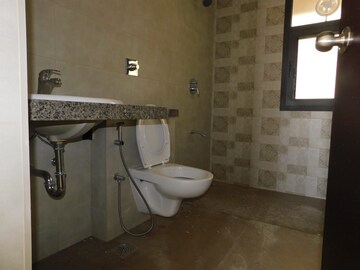 Attached Bathroom in 2.5 BHK Apartment at Krishna Nagar – for Sale