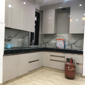 Kitchen in 3 BHK Apartment at Palm Residency Chhatarpur, Rajpur Khurd Extension – for Rent