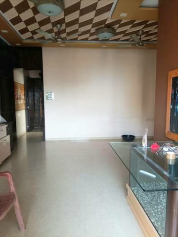Furnished Amenities in 2 BHK Apartment at Runwal Anthurium, Mulund West – for Rent