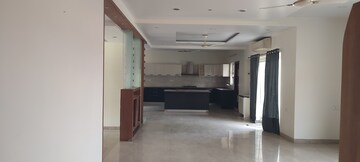 Living Room in 4 BHK Apartment at Banjara Hills – for Rent