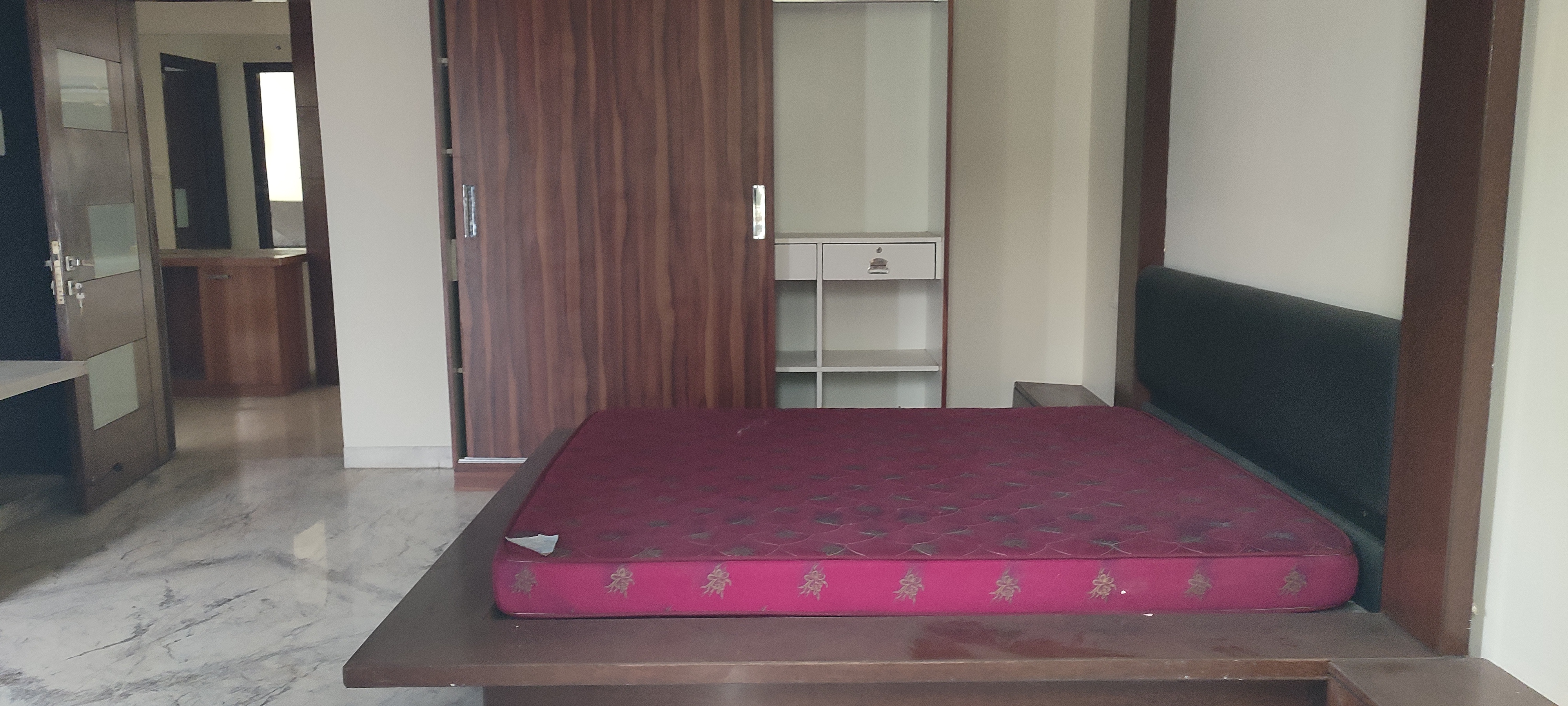 4 BHK + Pooja Room,Servant Room Apartment For Rent in Banjara Hills