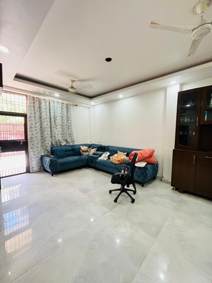  Parking, sector 46 3 Bedroom 1999 Sq.Ft. Builder Floor In Sector 46 Gurgaon 8970672