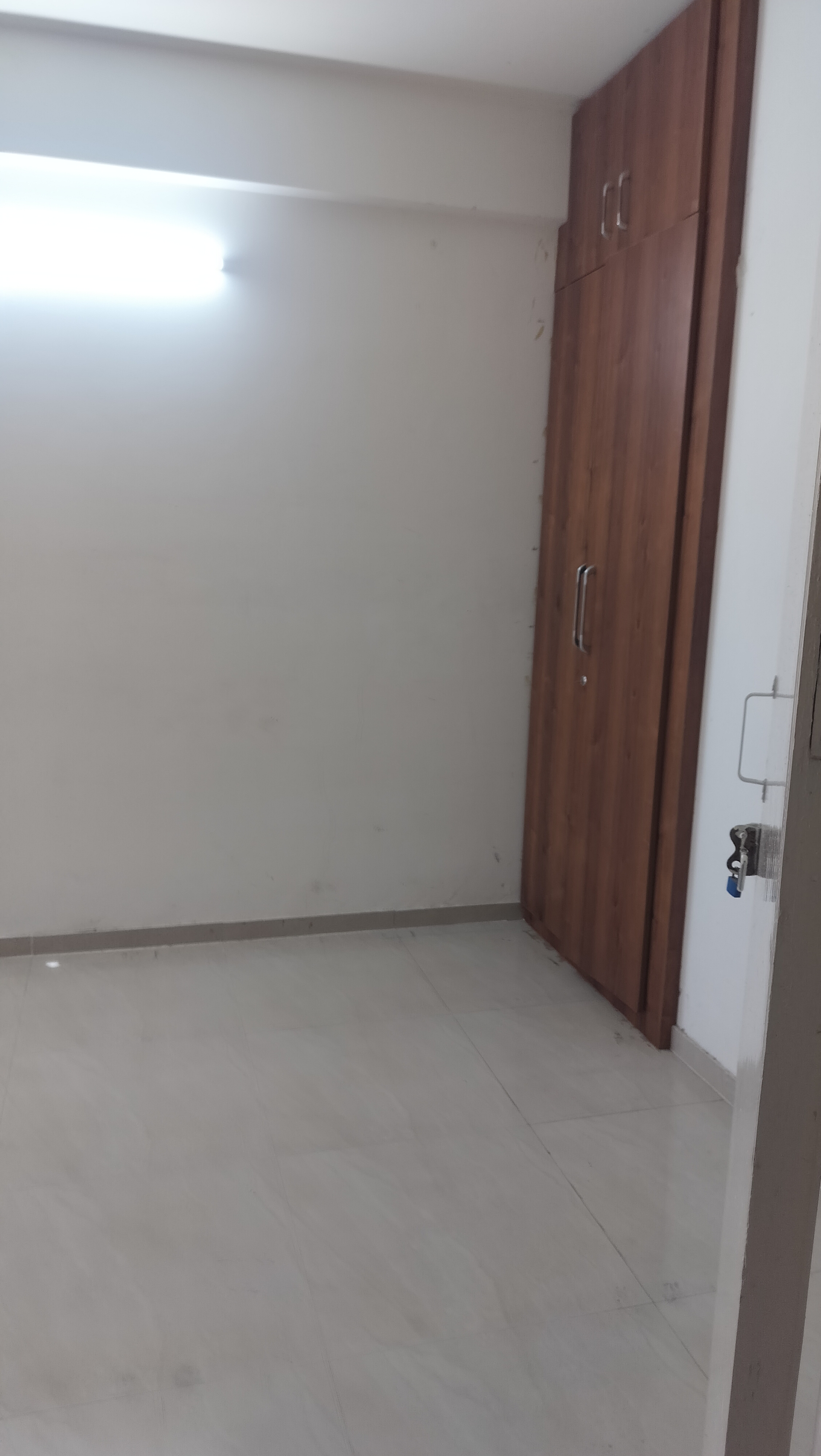 2 BHK Apartment For Rent in Suncity Avenue 102