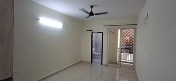 Room in 3 BHK Apartment at High Ground – for Rent