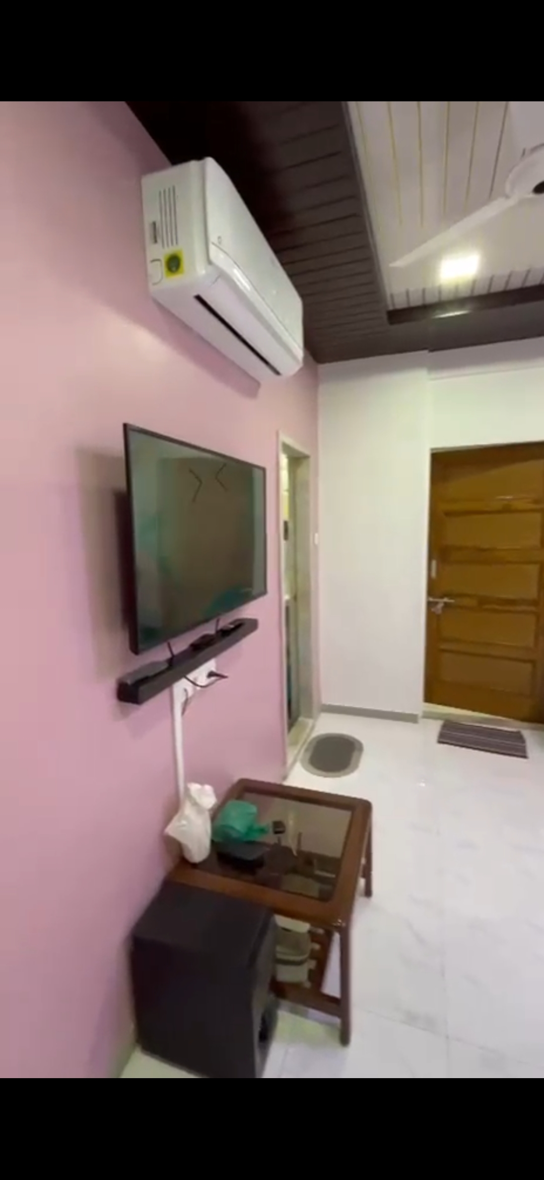 2 BHK + Extra Room Apartment For Sale in Emca Sadan 