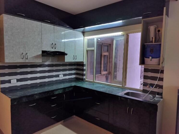 Kitchen, rof-aalayas 2 Bedroom 717 Sq.Ft. Apartment In Sector 102 Gurgaon 8970805