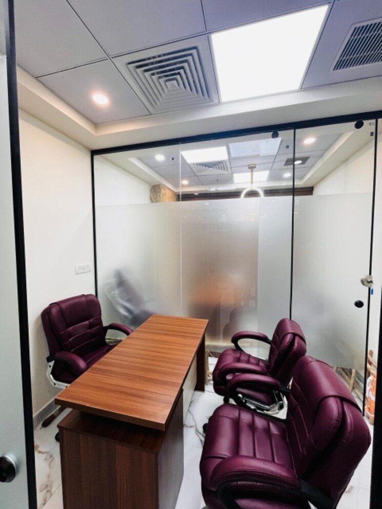 Team Area, logix-cyber-park Commercial Office Space 2900 Sq.Ft. In Sector 62 Noida 8970800