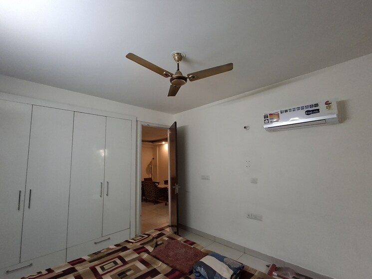 Master Bedroom, highland-park-chandigarh 3 Bedroom 1580 Sq.Ft. Apartment In Bhabat Zirakpur 8970795