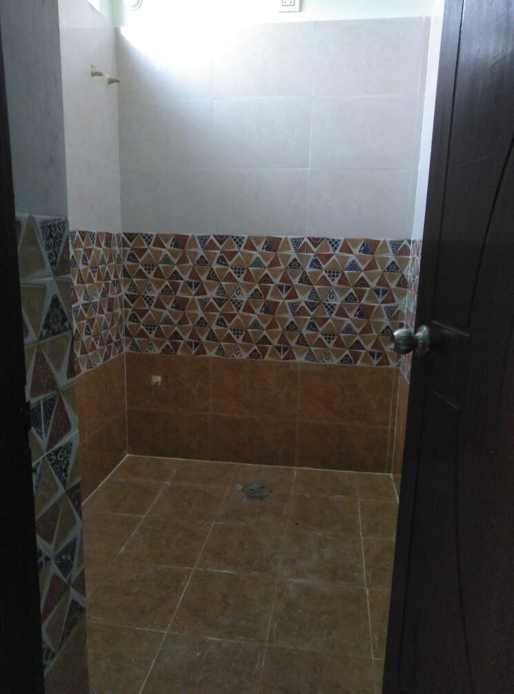 Bathroom, kokapet 2 Bedroom 1235 Sq.Ft. Apartment In Kokapet Hyderabad 8970782