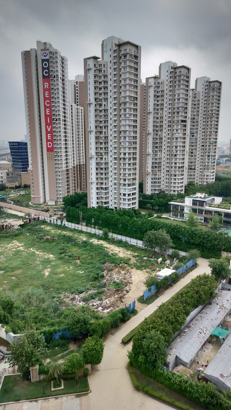 Exterior View, puri-emerald-bay 3 Bedroom 2450 Sq.Ft. Apartment In Sector 104 Gurgaon 8970876