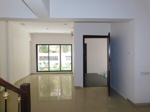 Room in 3 BHK Villa at Prescon Prestige Valley, Ghodbunder Road – for Sale