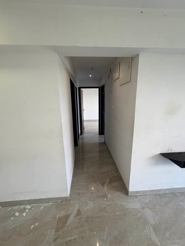 Room in 2 BHK Apartment at Dn Nagar – for Rent