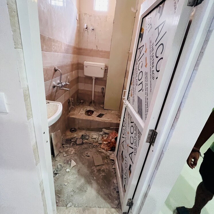 Balcony, sarthak-homes 2 Bedroom 850 Sq.Ft. Independent House In Sector 121 Noida 8970894