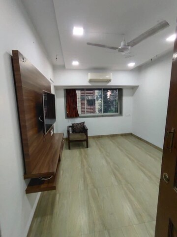 Bedroom in 1 BHK Apartment at Andheri West – for Rent